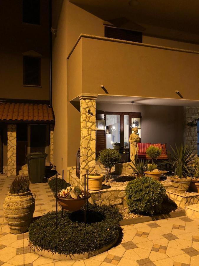 Casa Perla Holidays Jurasi Exteriör bild